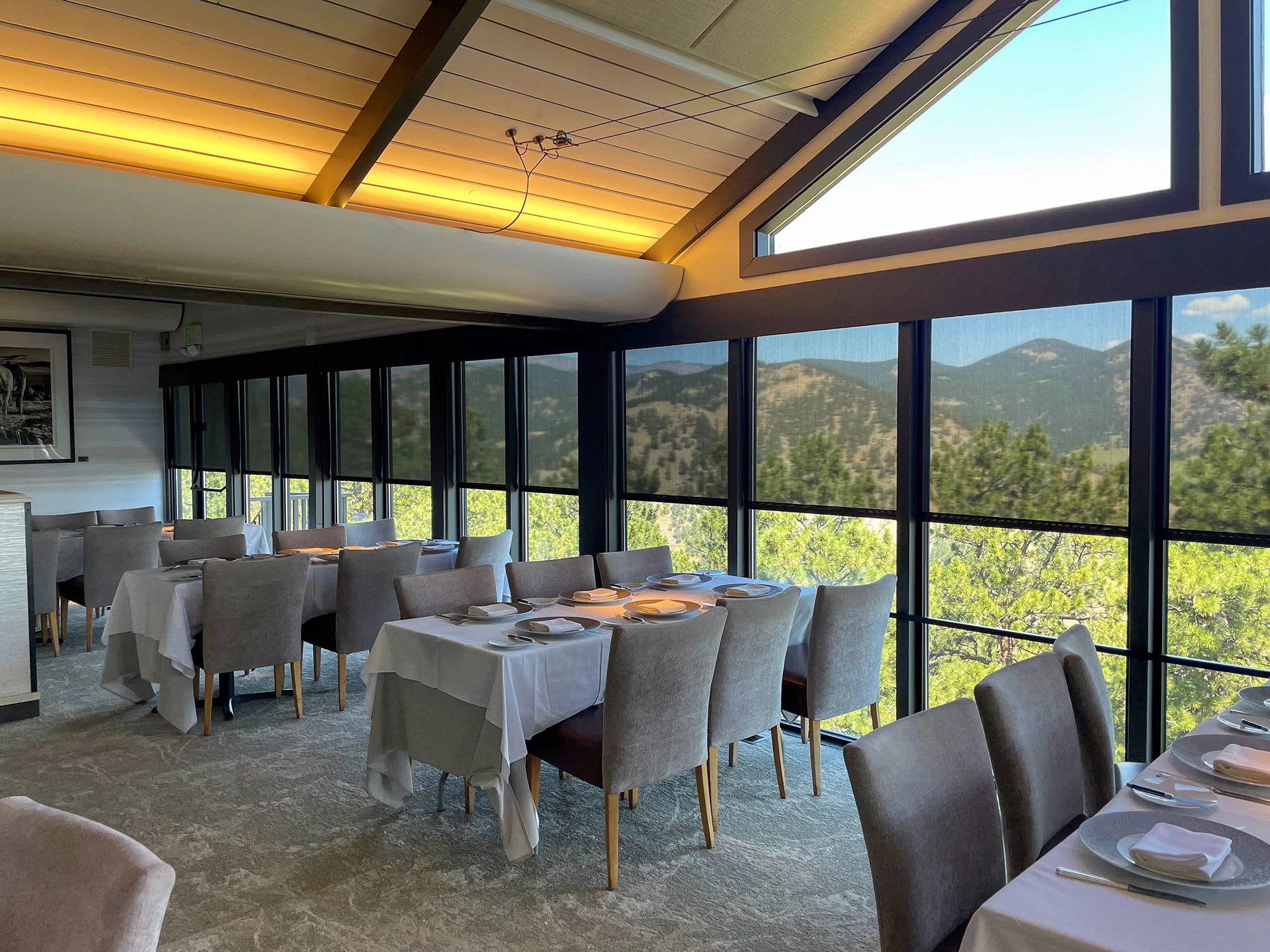 Restaurants Retractable Screens