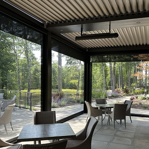 Restaurants Retractable Screens