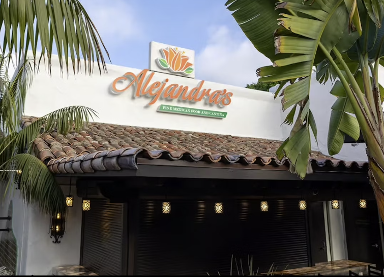 Restaurants Retractable Screens